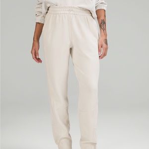 Lululemon Brushed Softstreme Ribbed High Rise Jogger